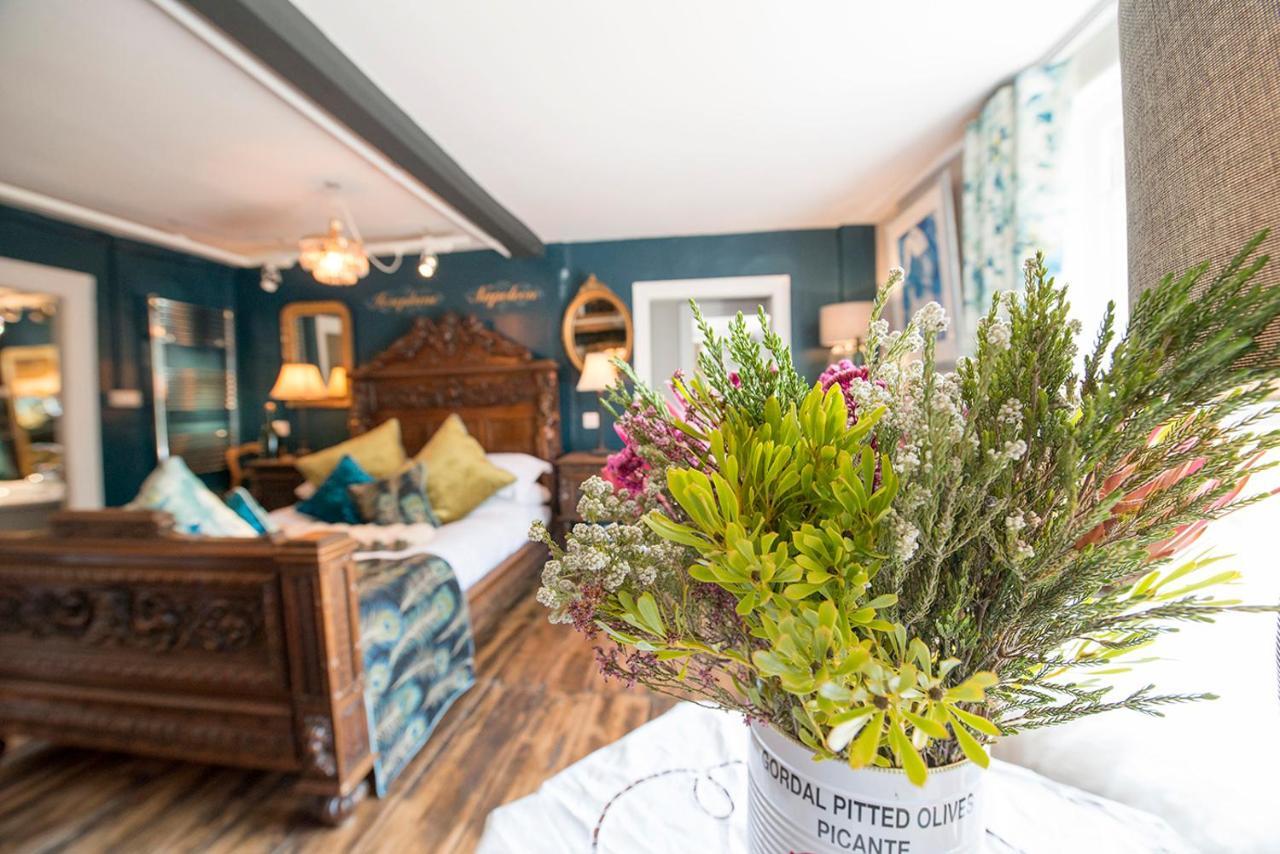 The Woolpack Inn Wavehorne Екстер'єр фото